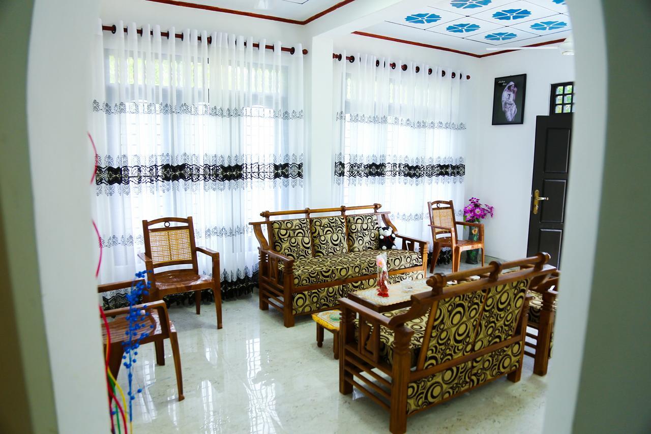 Induruwa Villa Bentota Luaran gambar